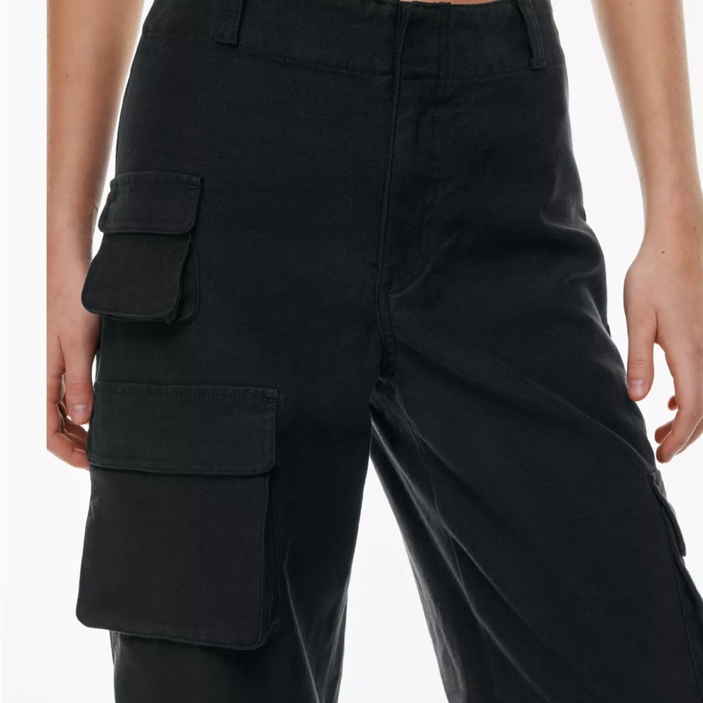 Aritzia TNA picture cargo pant
